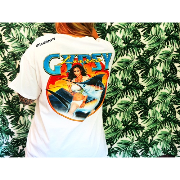 Tops - Gypsy lives oversized boyfriend tee 🌿